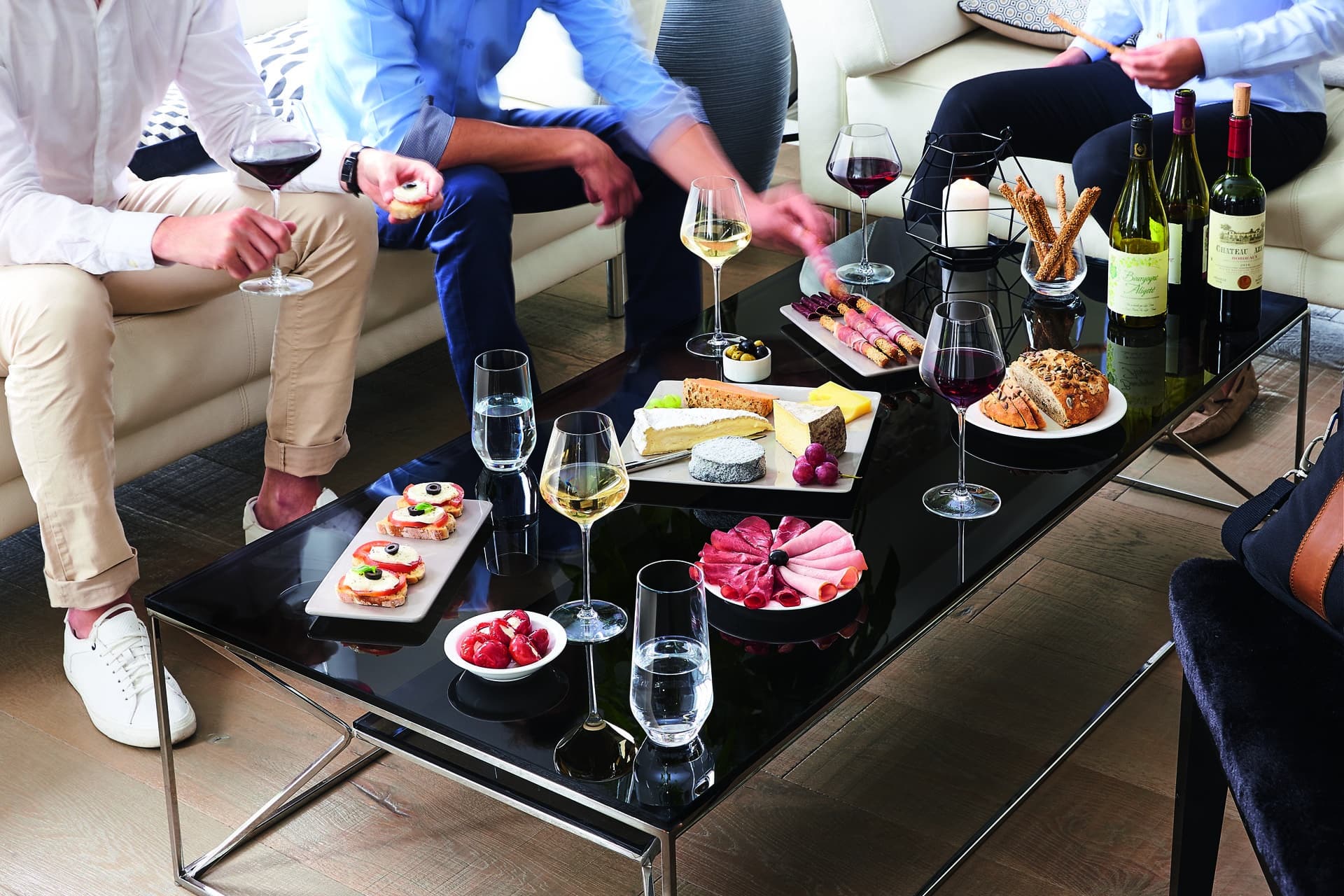 Préparer un apéro, pour un moment réussi.